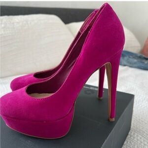 Steve Madden Magenta Suede Platform Heels Size 9.5